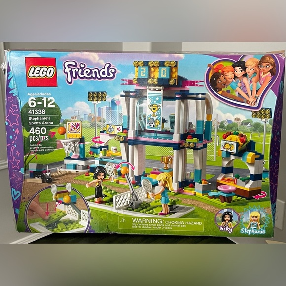 LEGO Friends Sports Arena Set with Box (460 pieces) - Picture 5 of 8